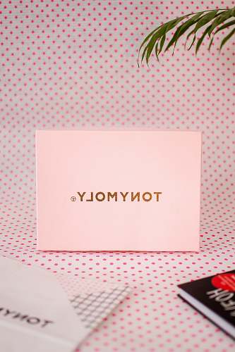 polka dot Tony Moly box paper